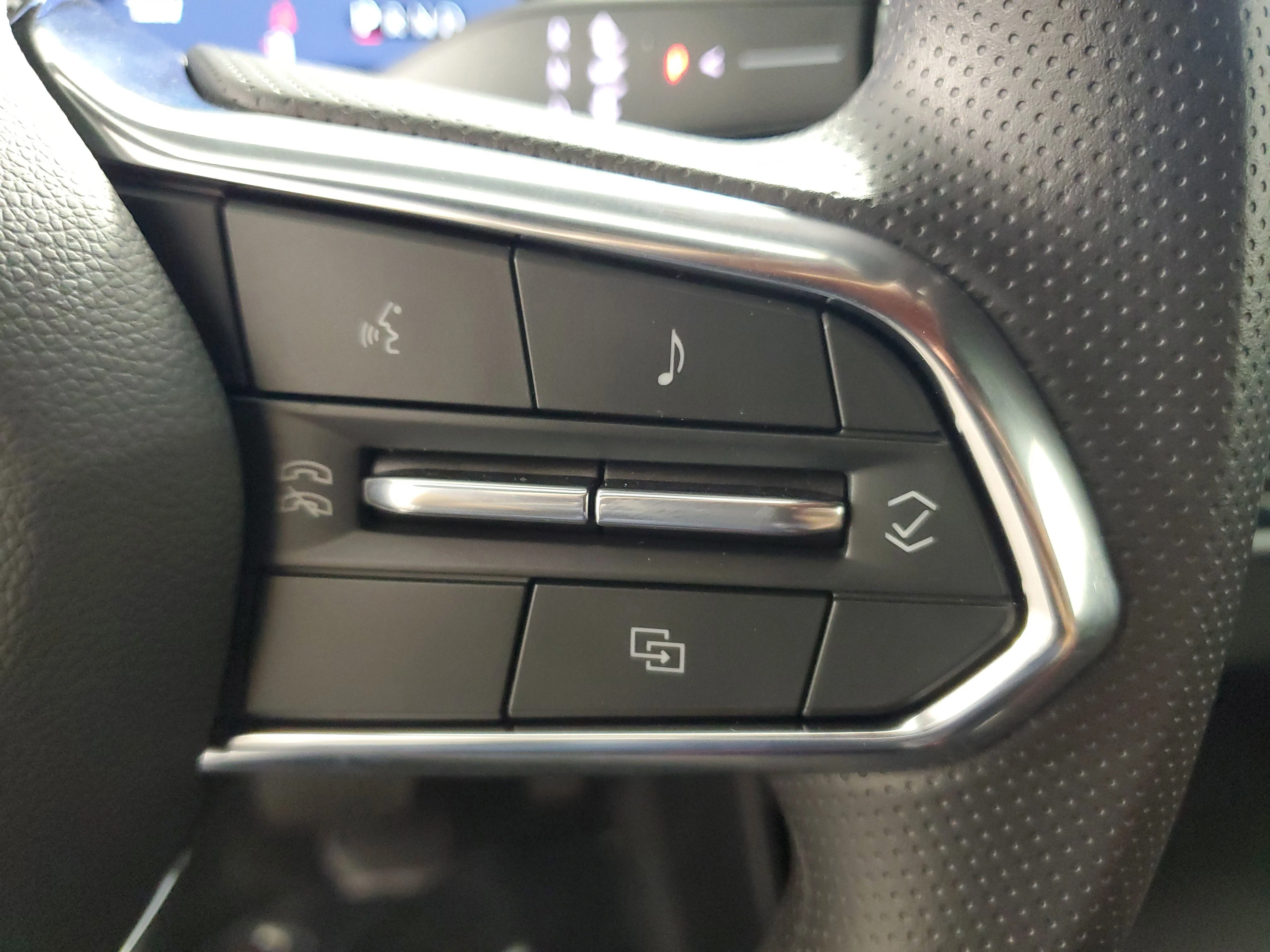 New 2026 Frostline White Pearl Honda AWD EX image 26