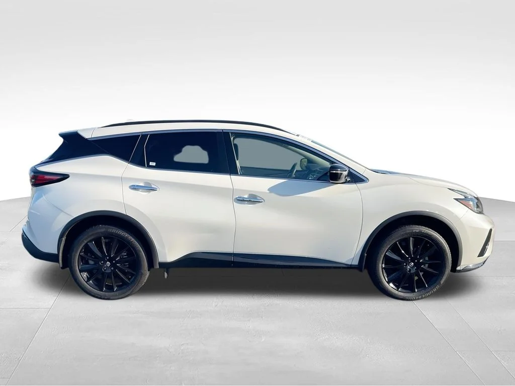 Used 2023 White Nissan SV image 11