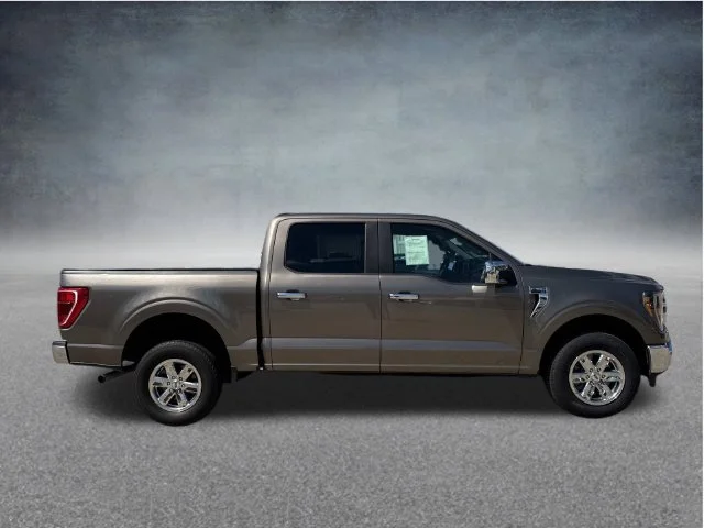 Used 2023 Gray Ford XLT image 25