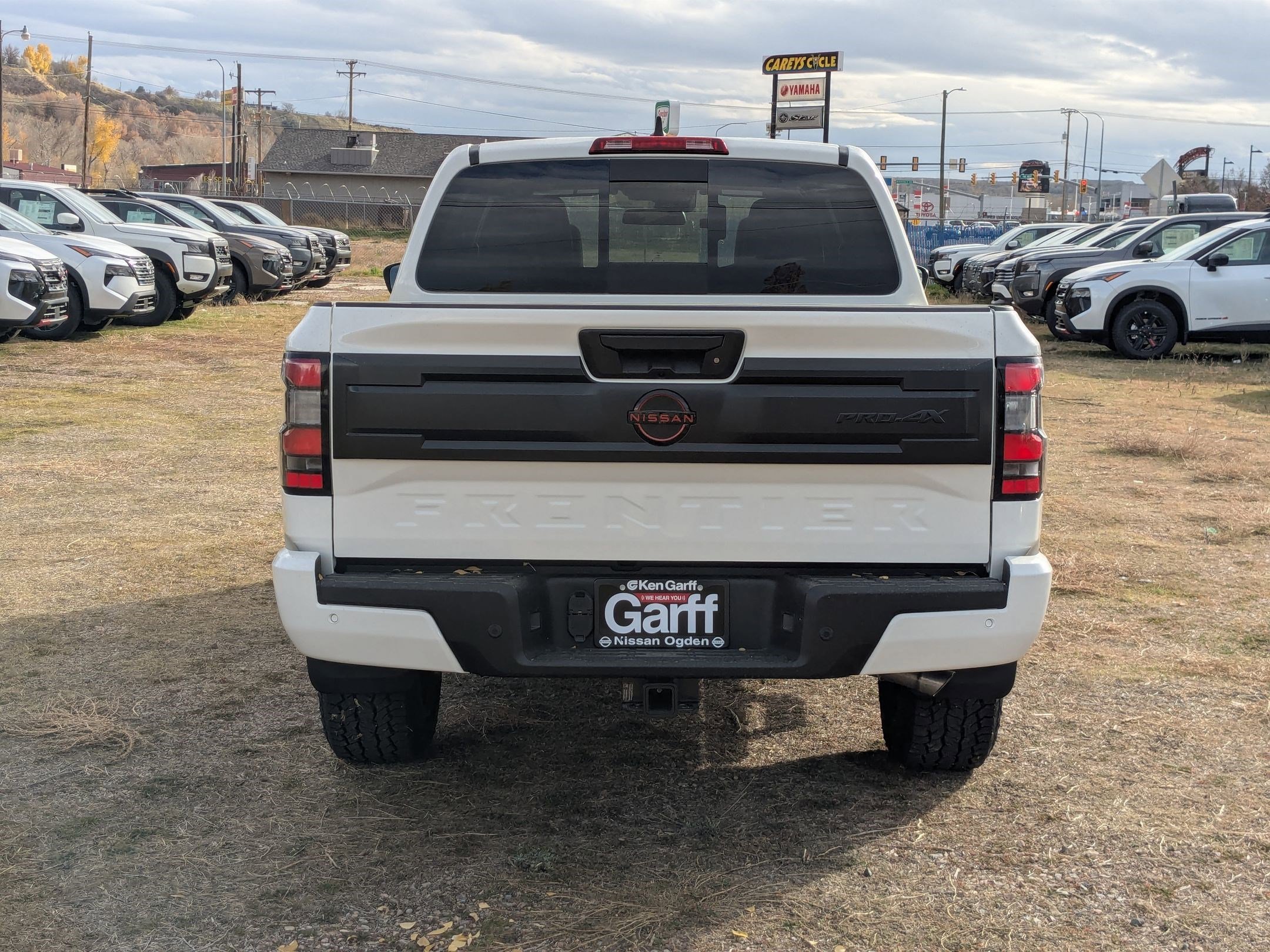 New 2026 Glacier White Nissan PRO-4X image 4