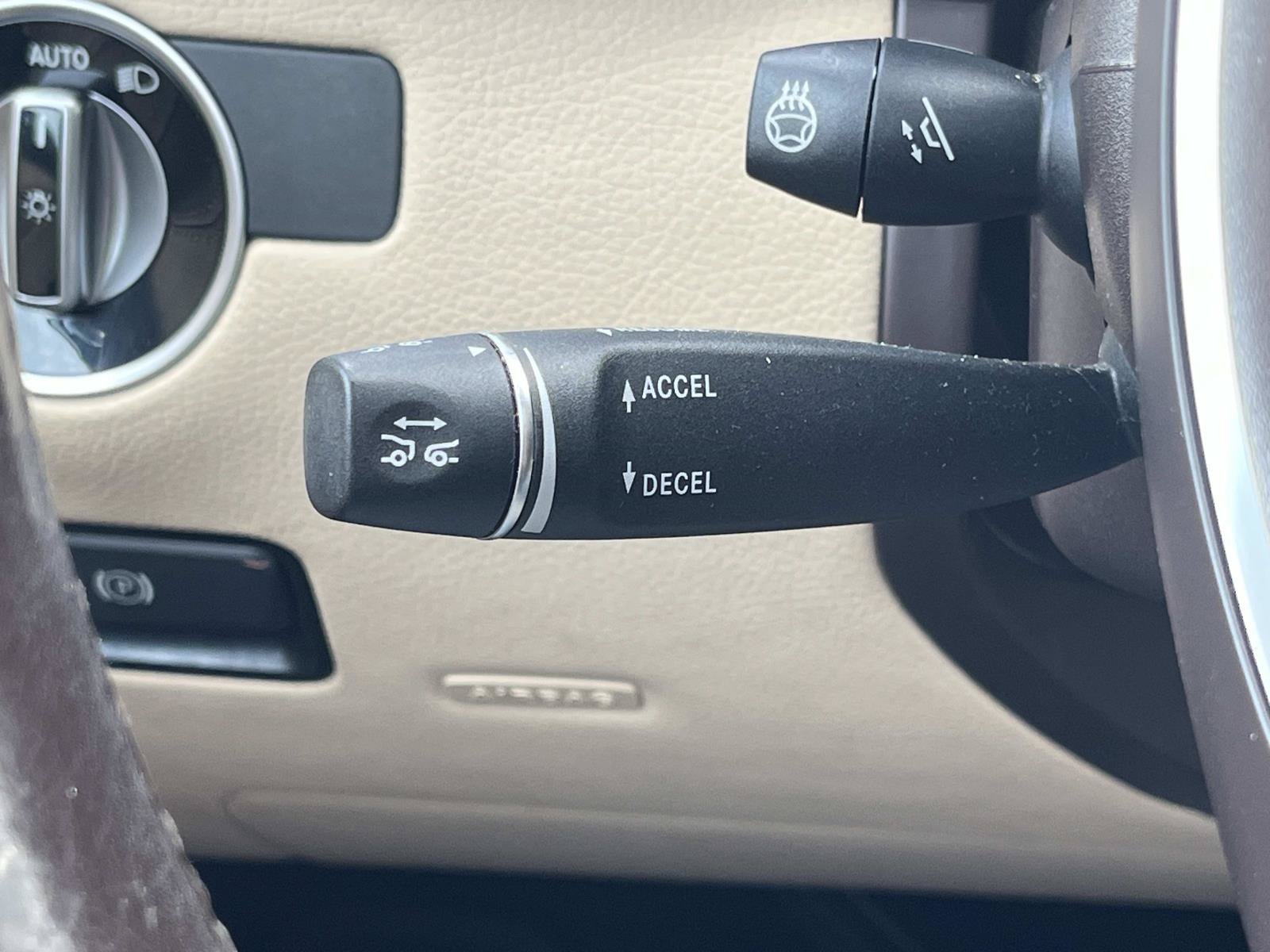 Used 2018 Polar White Mercedes-Benz GLE 350 image 44