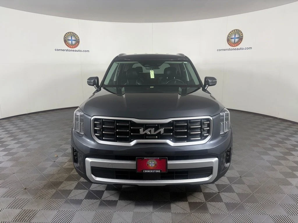 2024 Kia Telluride S - Photo 16