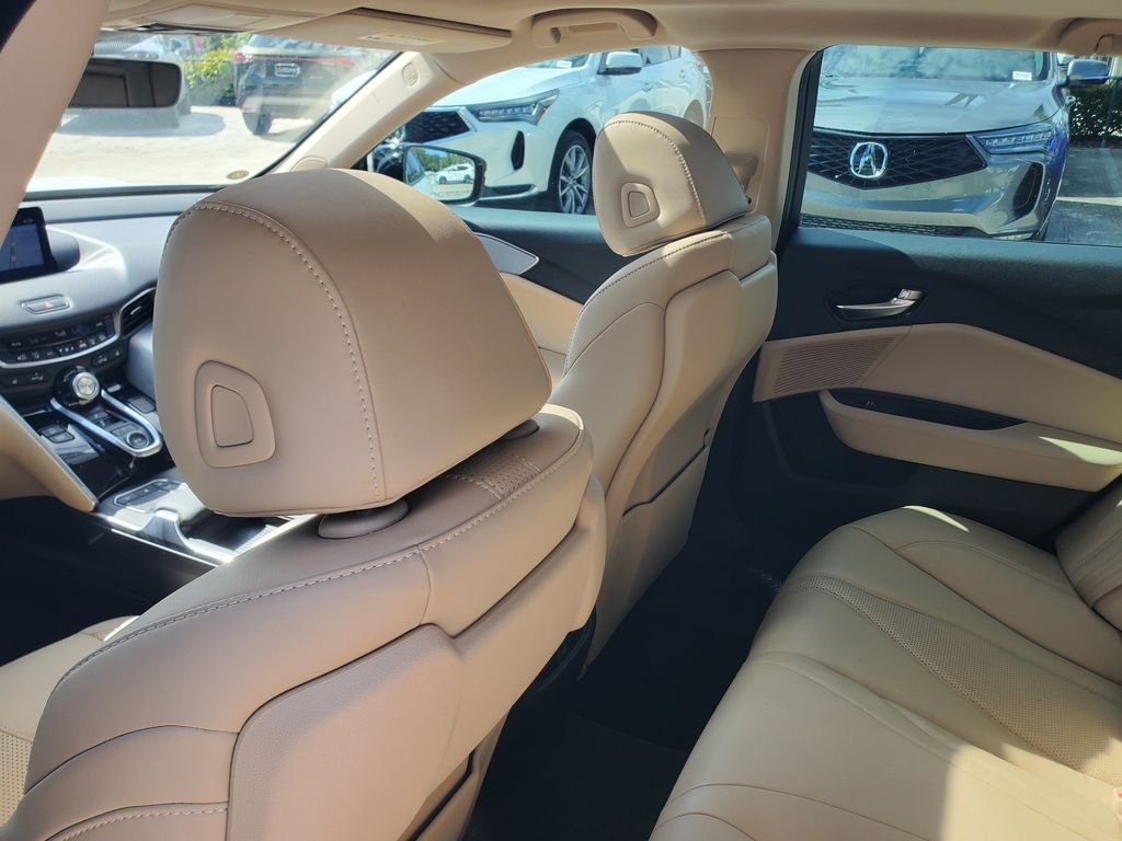 Used 2021 White Acura Technology Package image 10