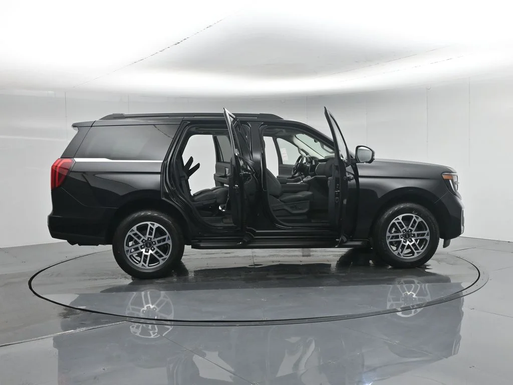 New 2026 Agate Black Metallic Ford Active image 4