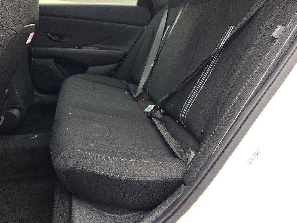 New 2026 White Hyundai SEL Sport image 17