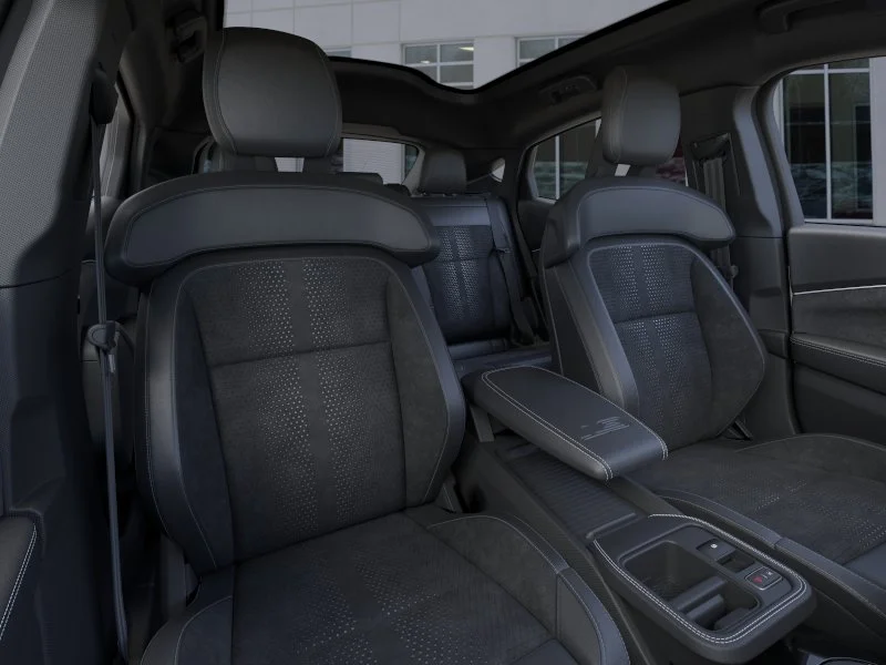 2025 Ford Mustang Mach-E GT - Photo 35