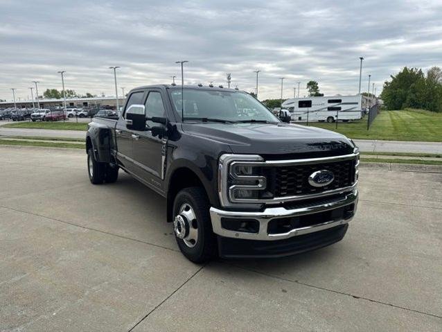 New 2026 Agate Black Metallic Ford Lariat image 34