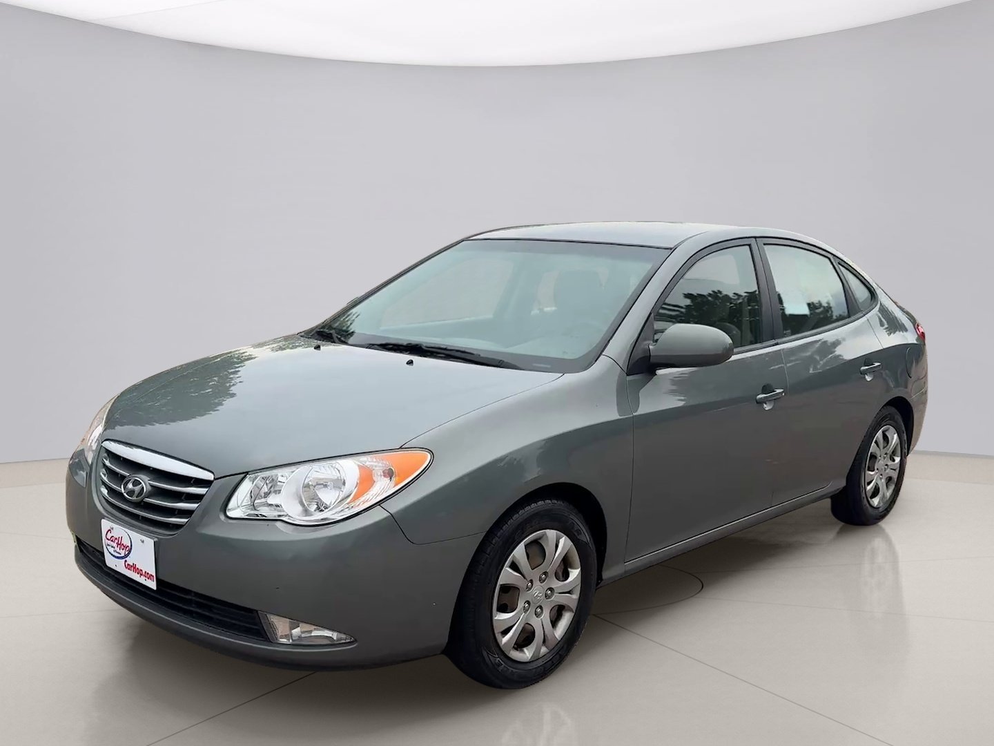 Used 2010 Green Hyundai GLS image 1