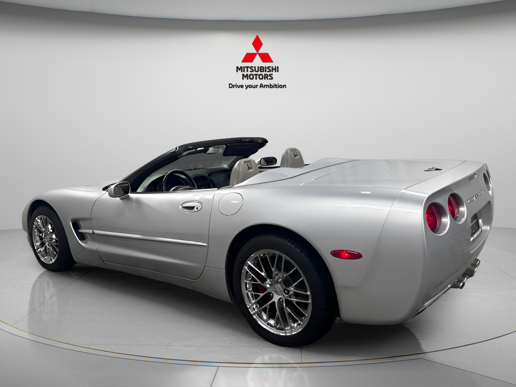 Used 2000 Sebring Silver Metallic Chevrolet Base image 5