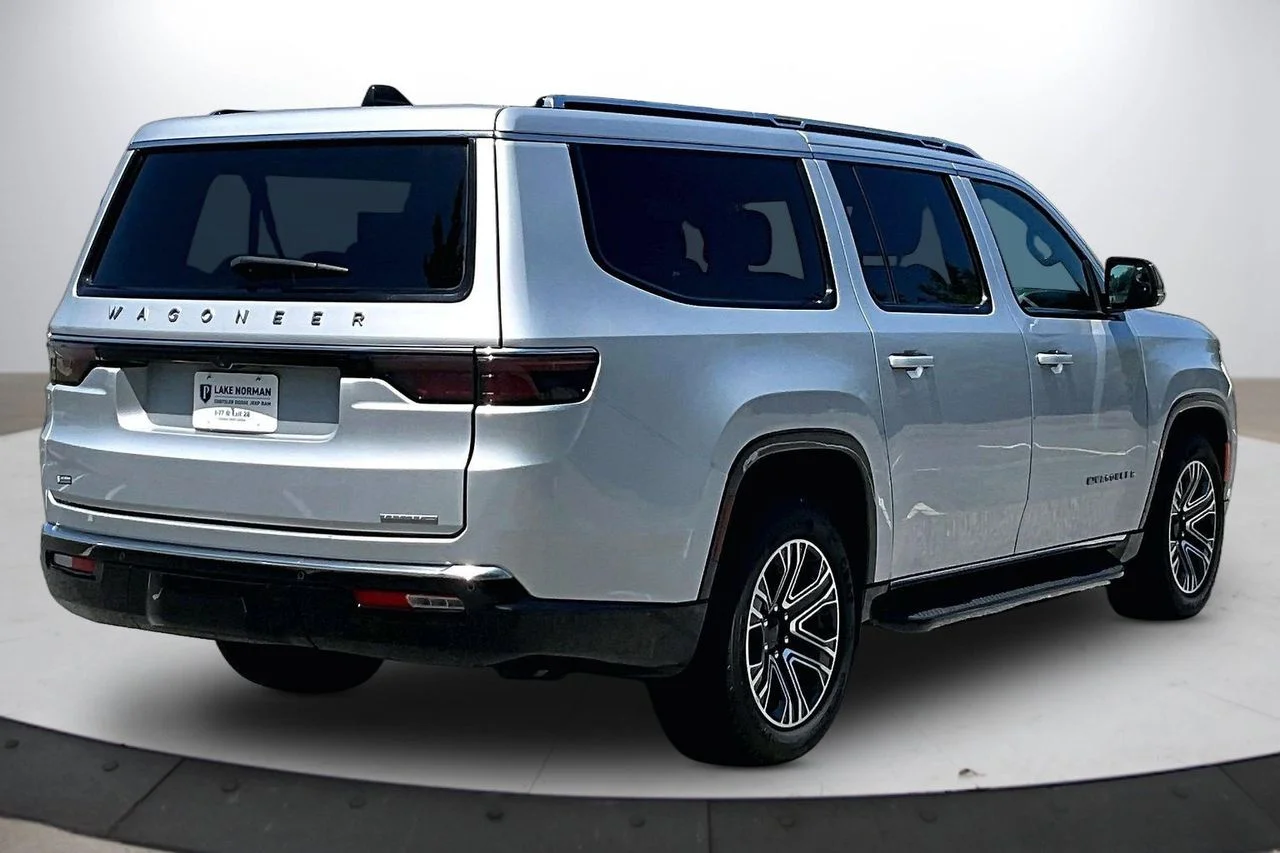 Certified Used 2024 Silver Jeep Series II image 9