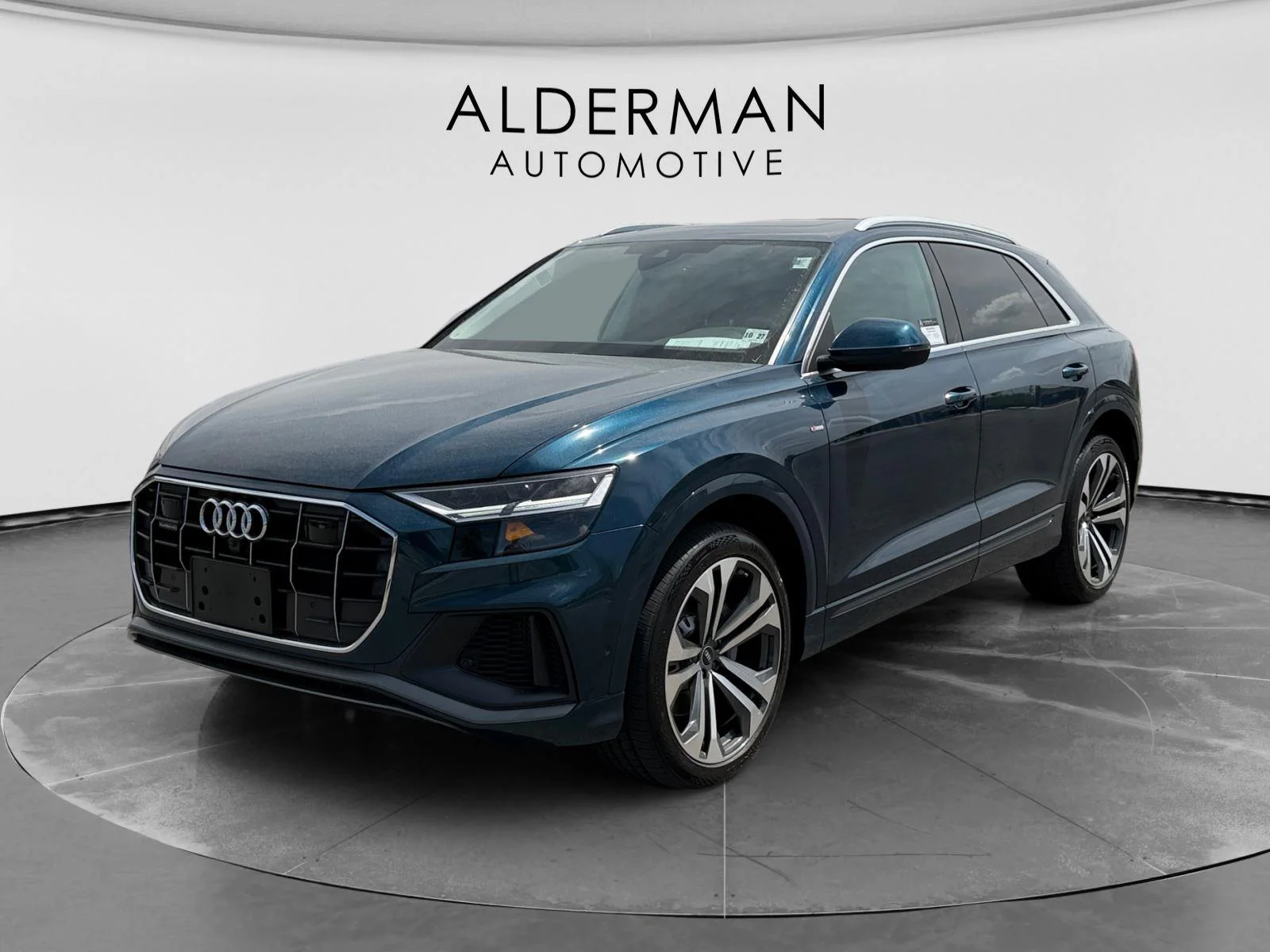 2022 Audi Q8 55 Premium Plus Tiptonic quattro's photo