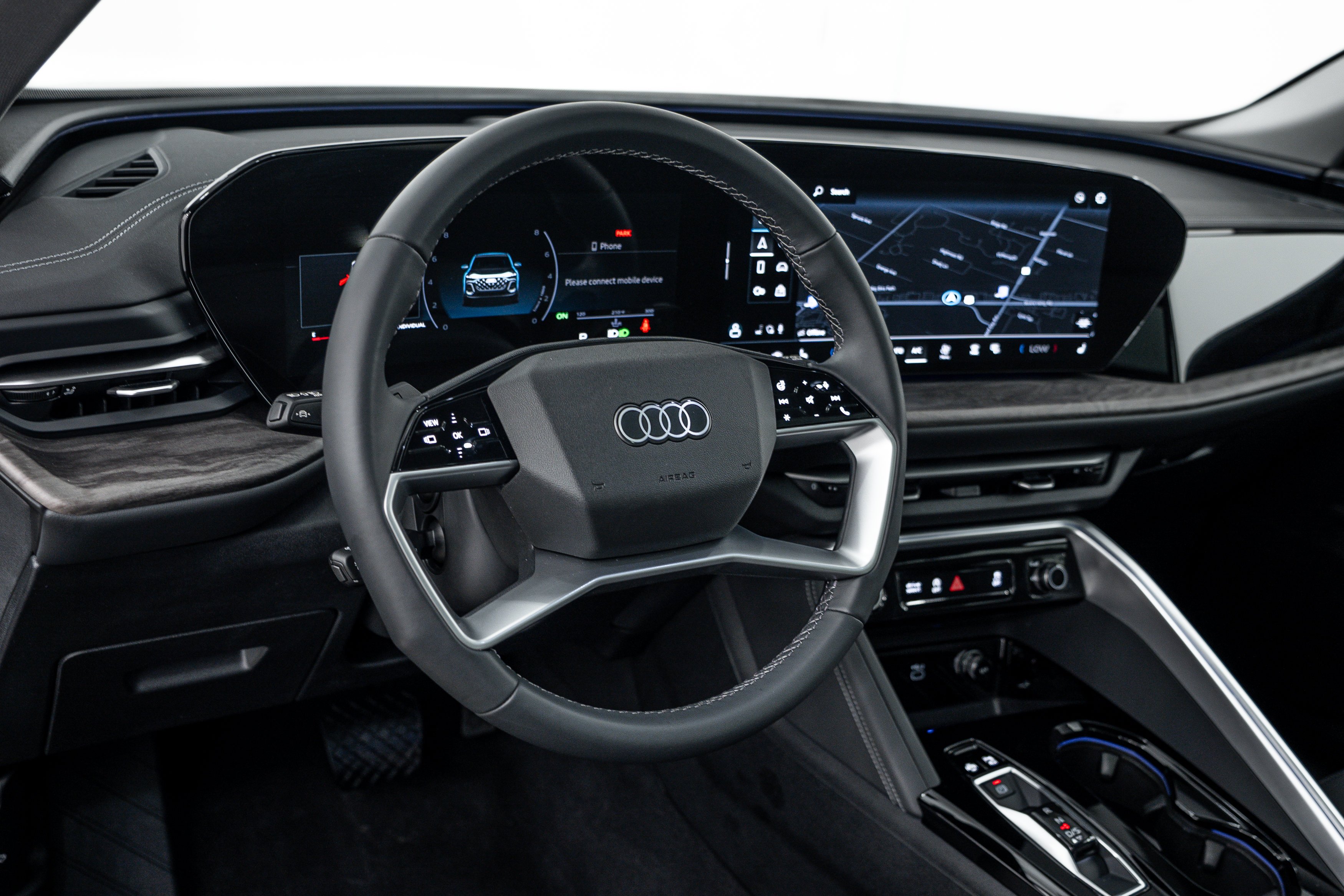 Used 2025 Navarra Blue Metallic Audi Premium image 9