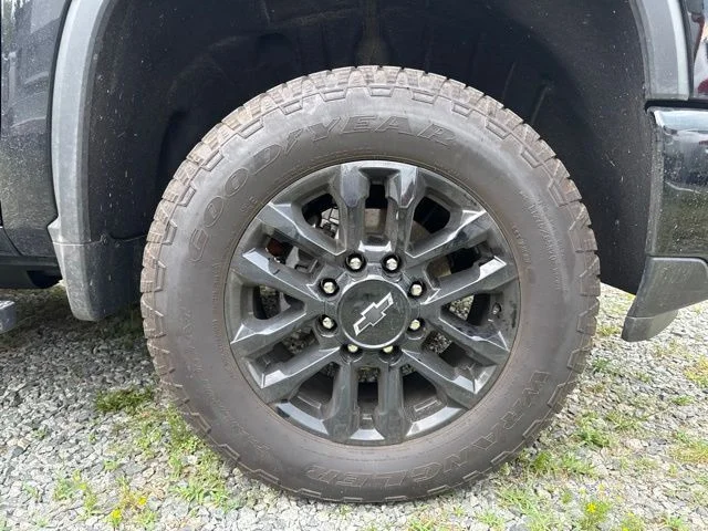 Used 2026 Black Chevrolet Custom image 10