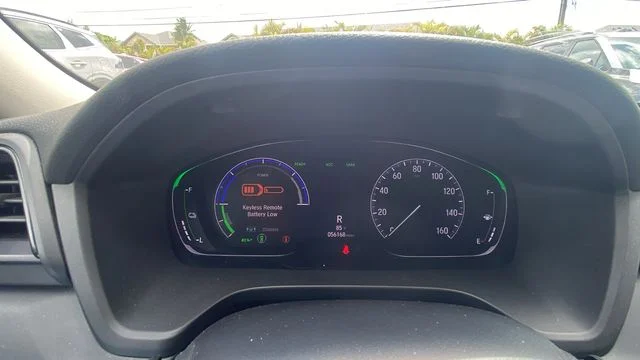 Used 2020 Silver Honda EX image 17