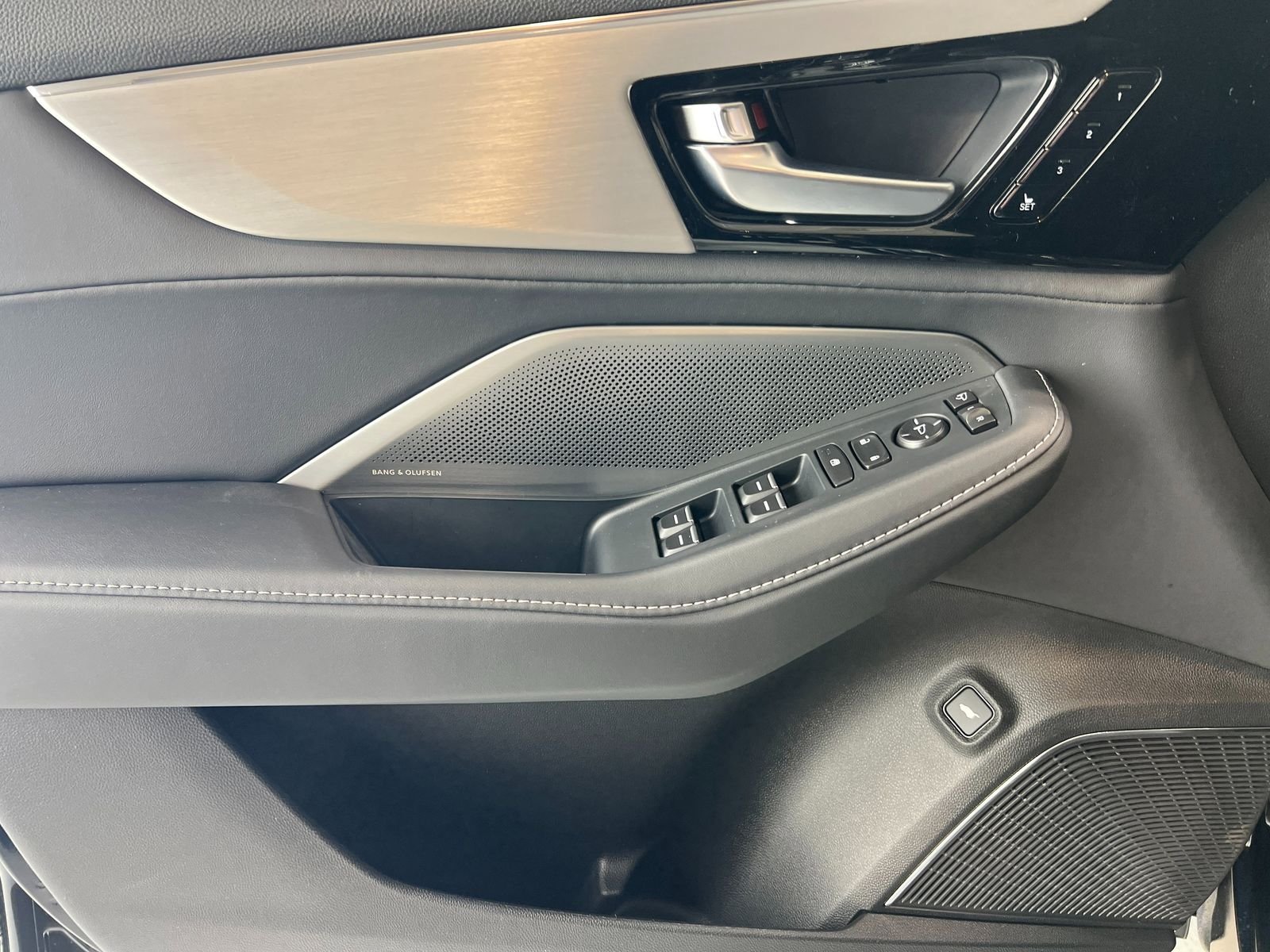 2026 Acura MDX Technology Package - Photo 16