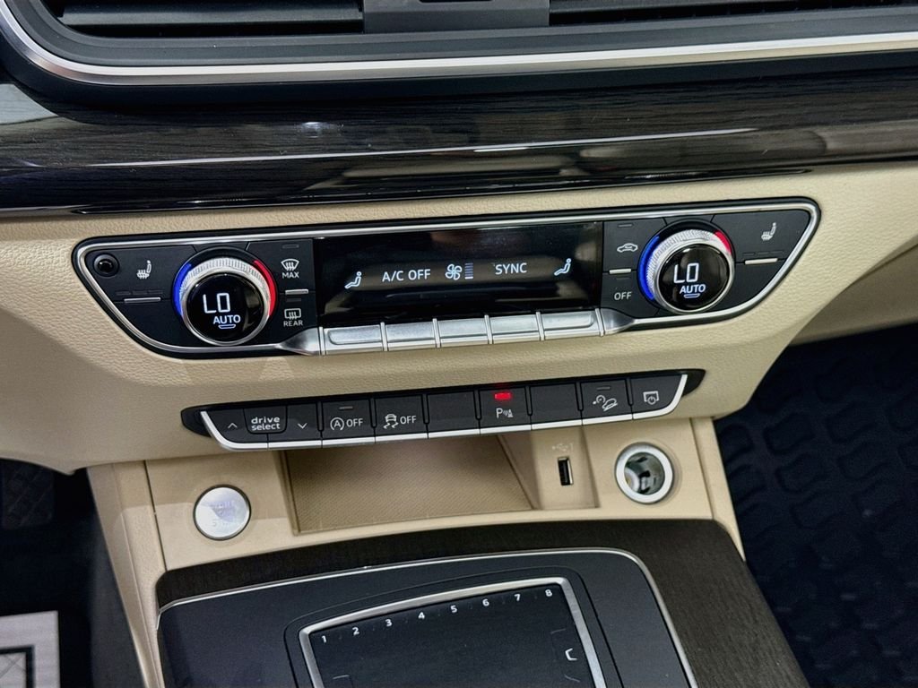 Used 2018 Ibis White Audi Premium Plus image 21