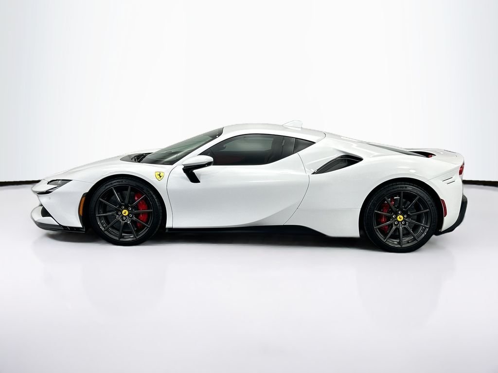 Used 2023 Bianco Avus Ferrari  image 8