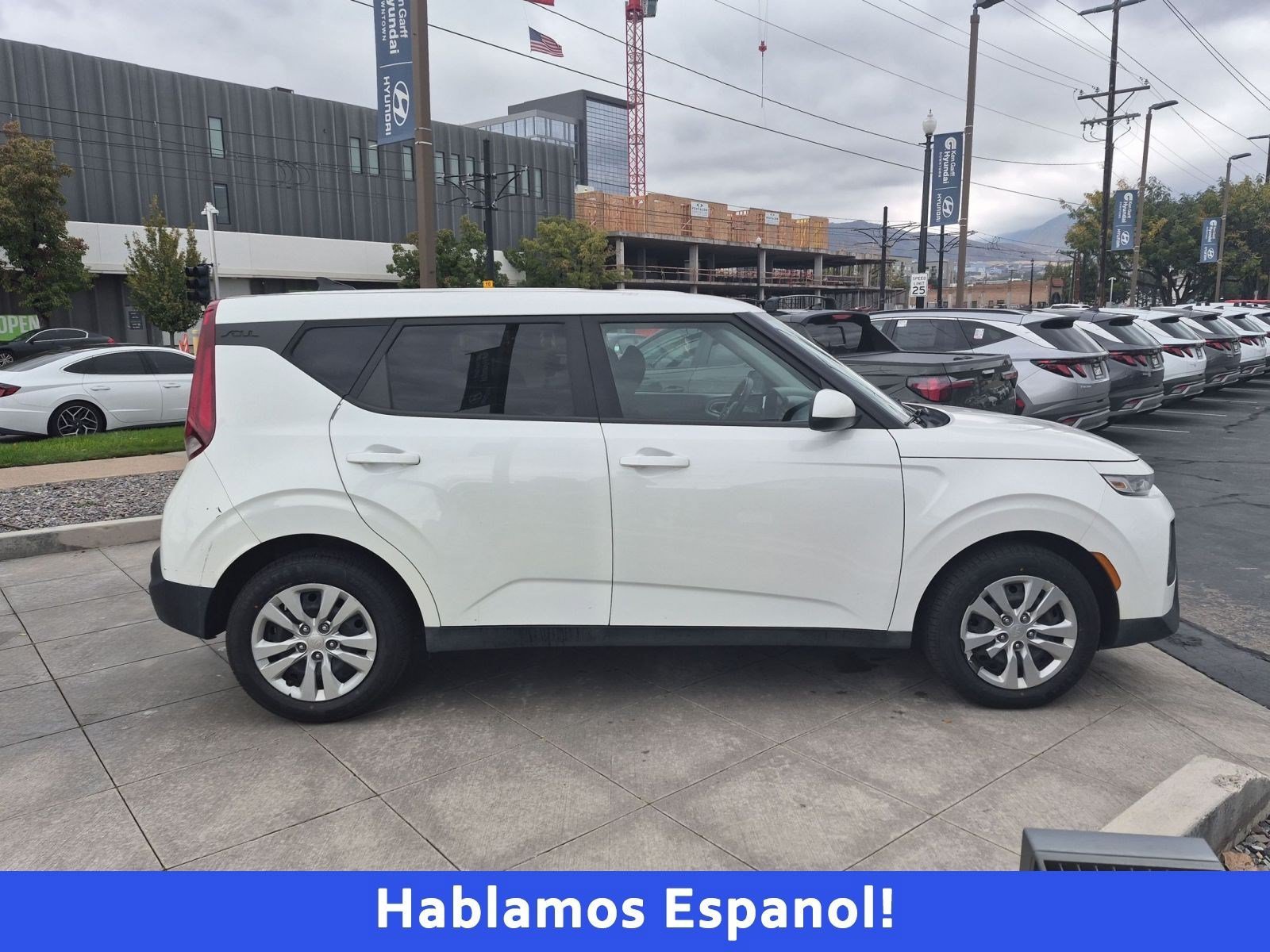 Used 2021 Snow White Pearl Kia LX image 2