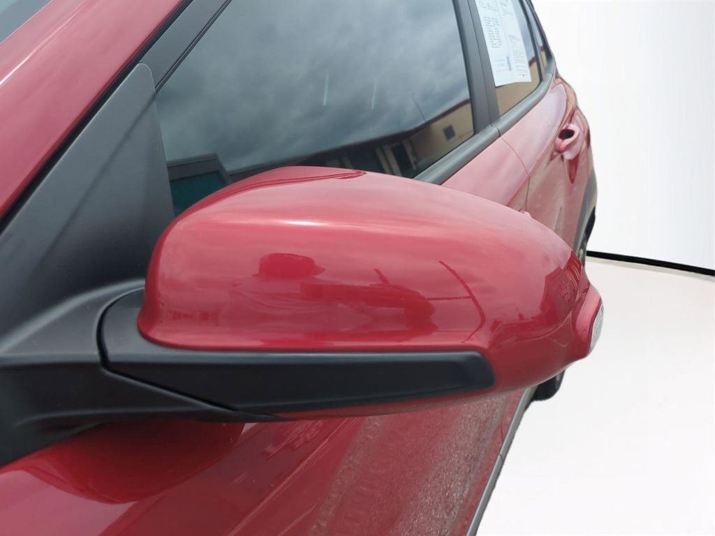 Used 2021 Red Hyundai Ultimate image 12