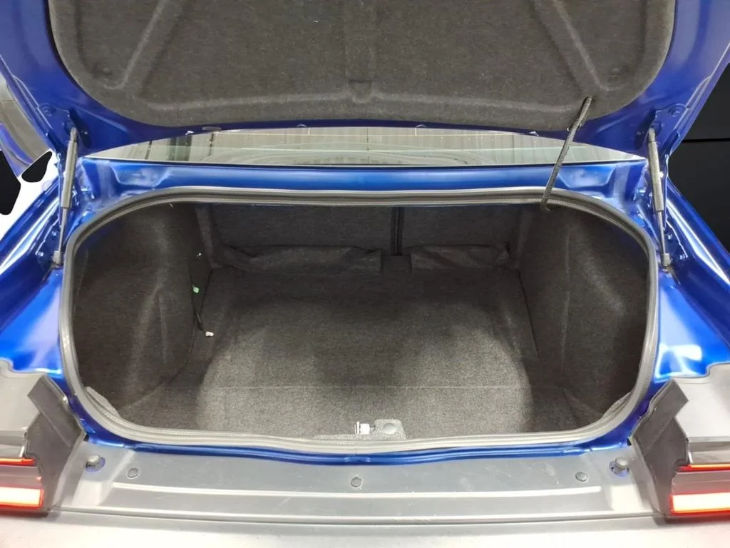 Certified Used 2020 Indigo Blue Dodge R/T Scat Pack image 12