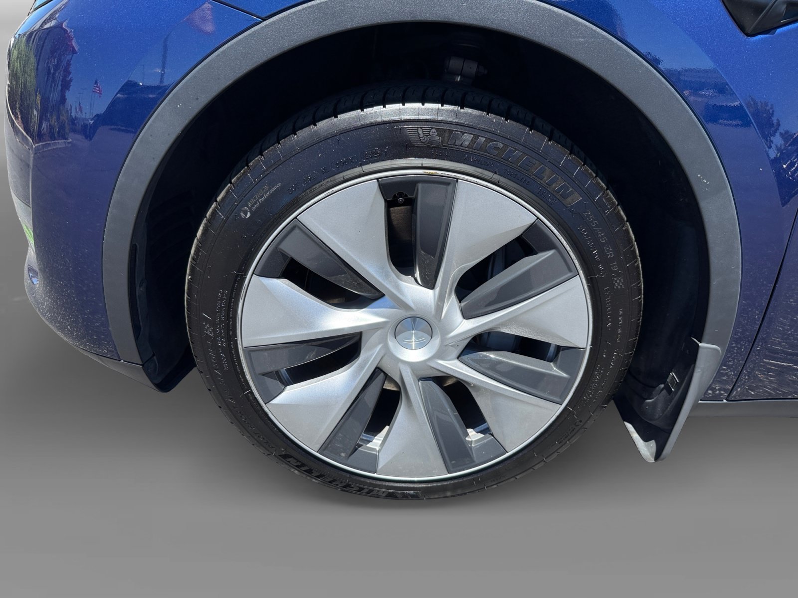 Used 2023 Deep Blue Metallic Tesla Long Range image 9