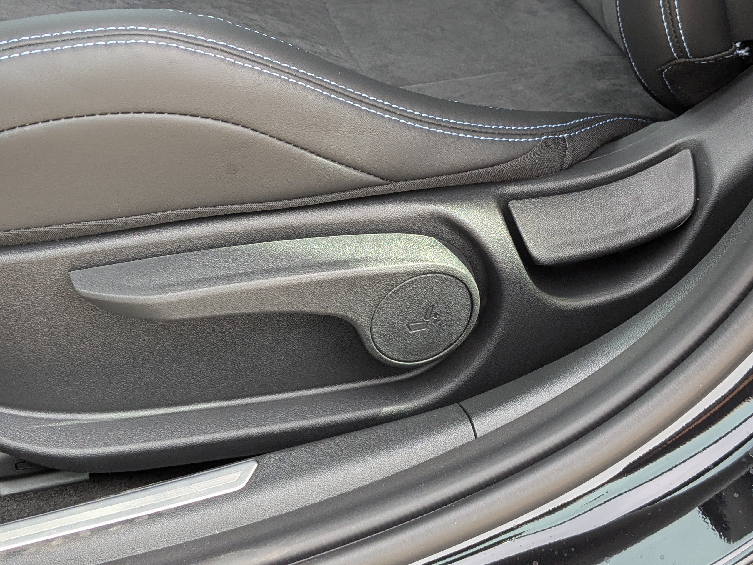New 2026 Abyss Black Hyundai Sedan image 38