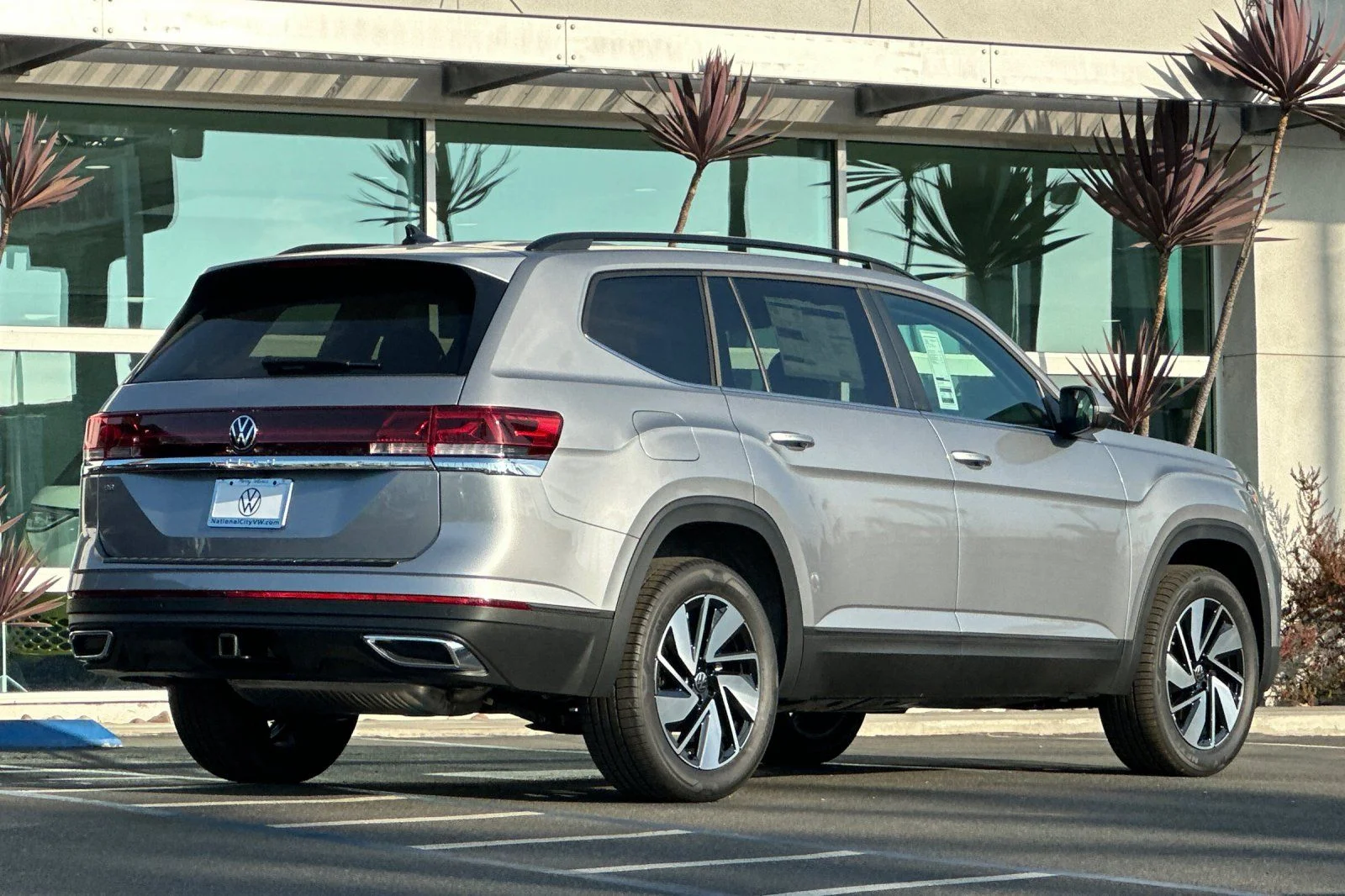 New 2026 Silver Volkswagen 2.0T SE w/Technology image 5