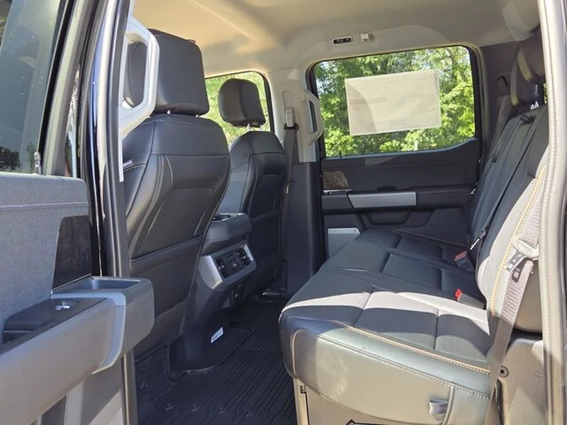 New 2026 Agate Black Metallic Ford F-250® Lariat® image 7
