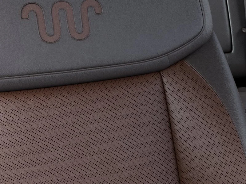 New 2027 Ruby Red Metallic Tinted Clearcoat Ford F-250® King Ranch® image 31