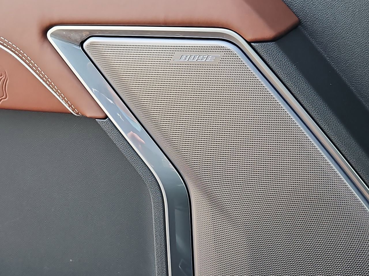 New 2026 Onyx Black GMC Denali Ultimate image 25