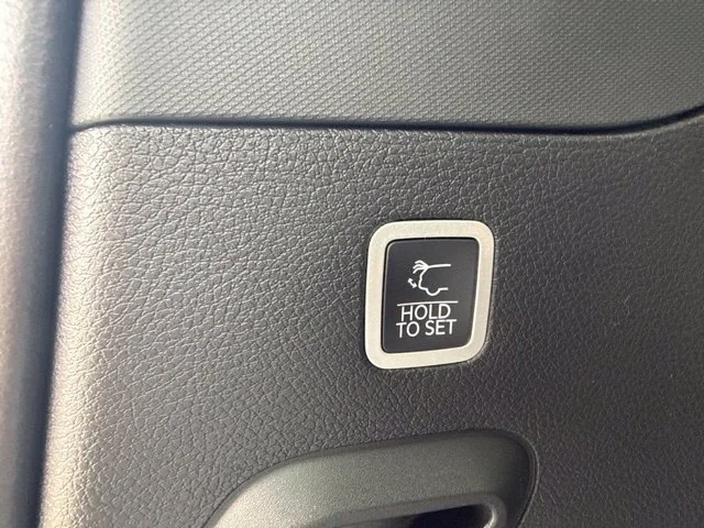 New 2027 Gray Jeep Upland image 24