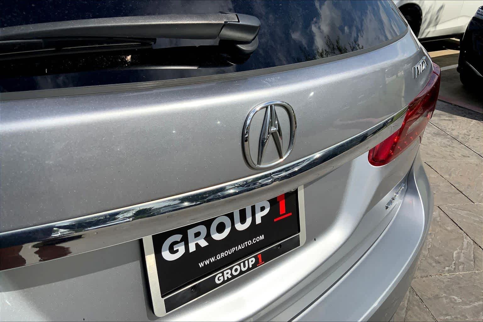 Used 2018 Lunar Silver Metallic Acura  image 30
