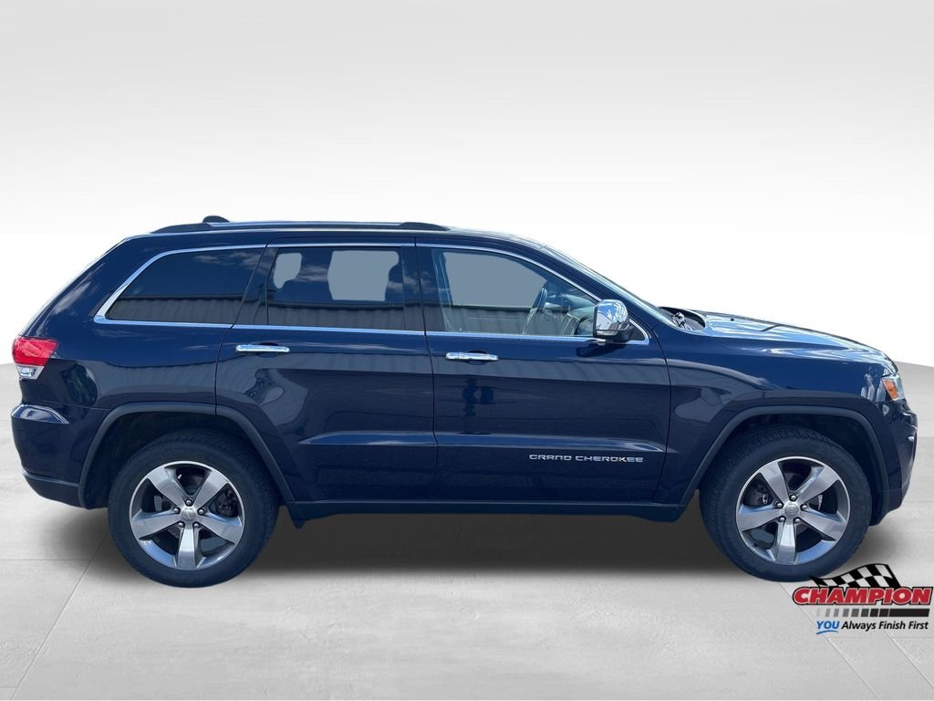 Used 2014 Blue Jeep Limited image 6