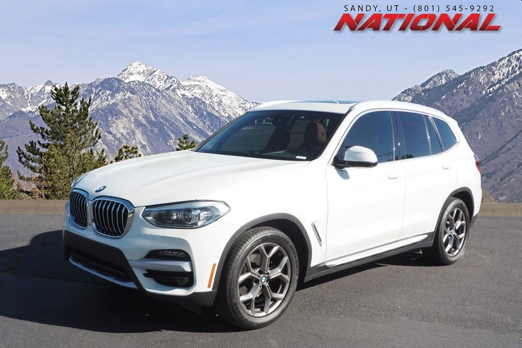 2021 BMW X3 xDrive30i's photo