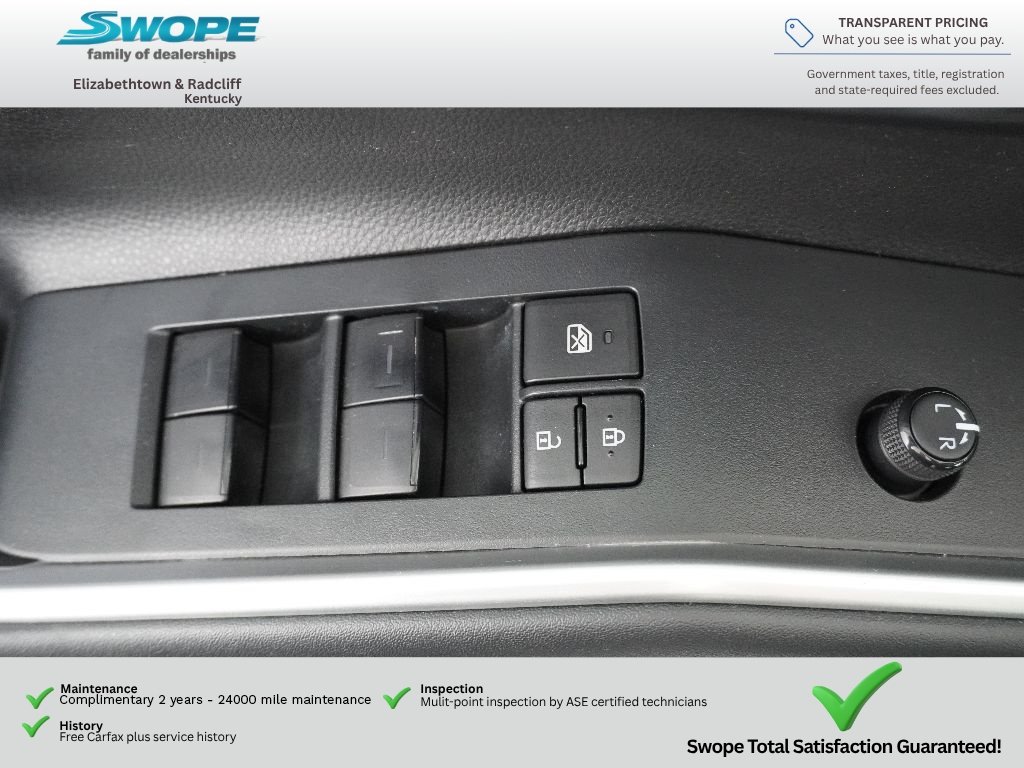 Used 2022 Wind Chill Pearl Toyota XLE image 15
