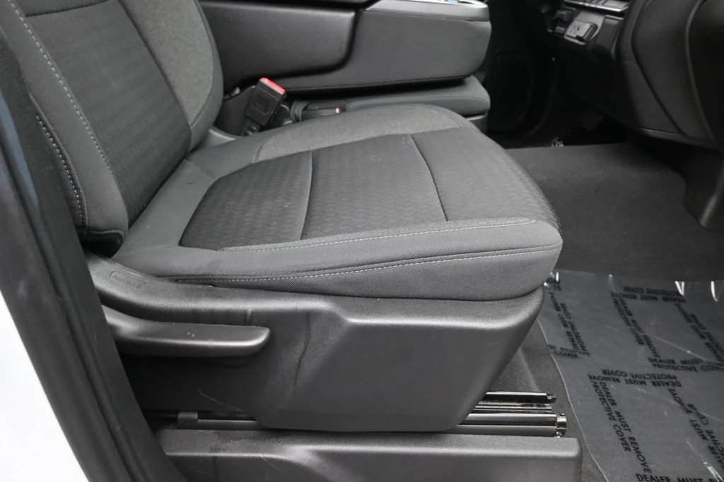 Used 2022 Summit White Chevrolet LT image 39