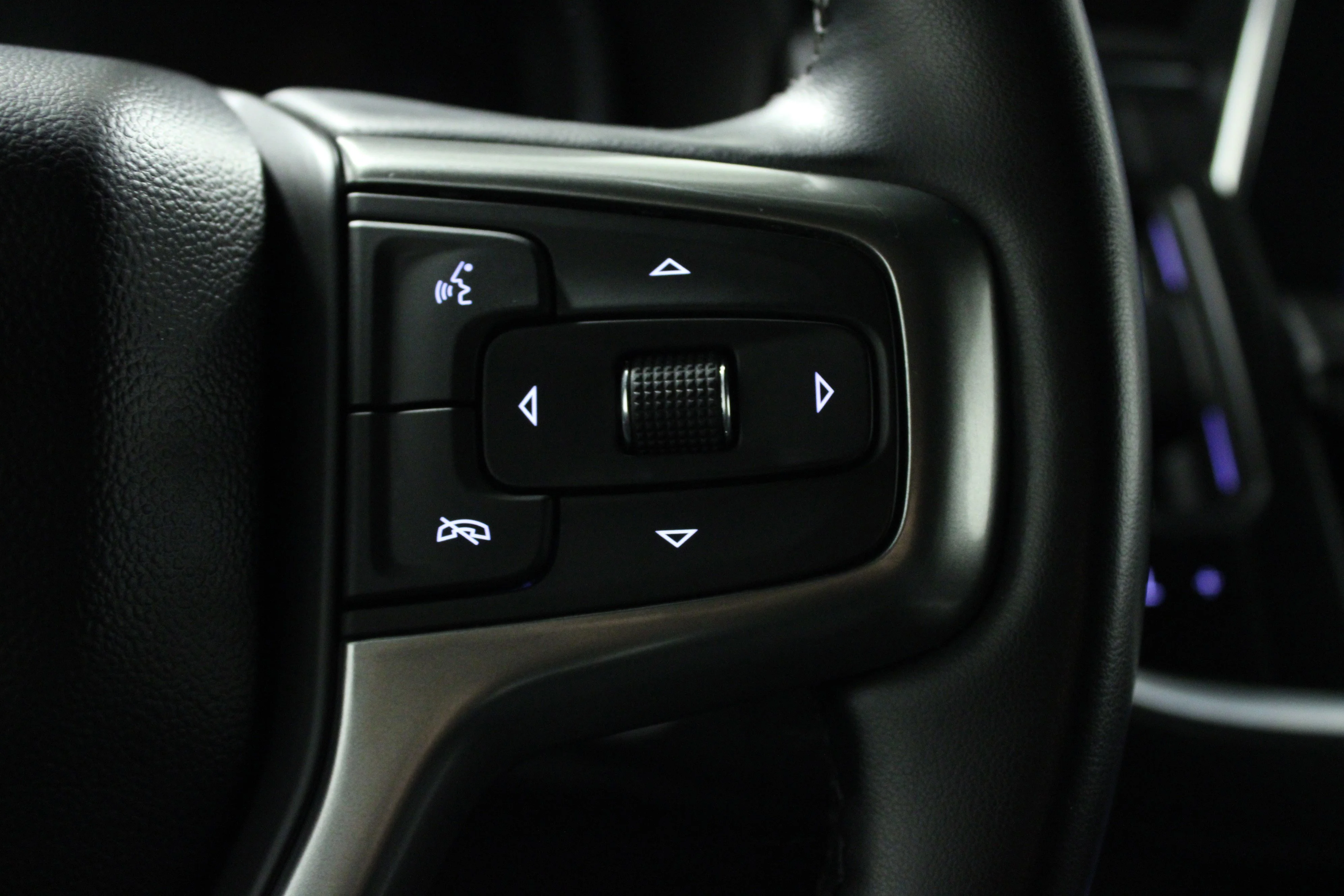 Used 2023 Sterling Gray Metallic Chevrolet Z71 image 22