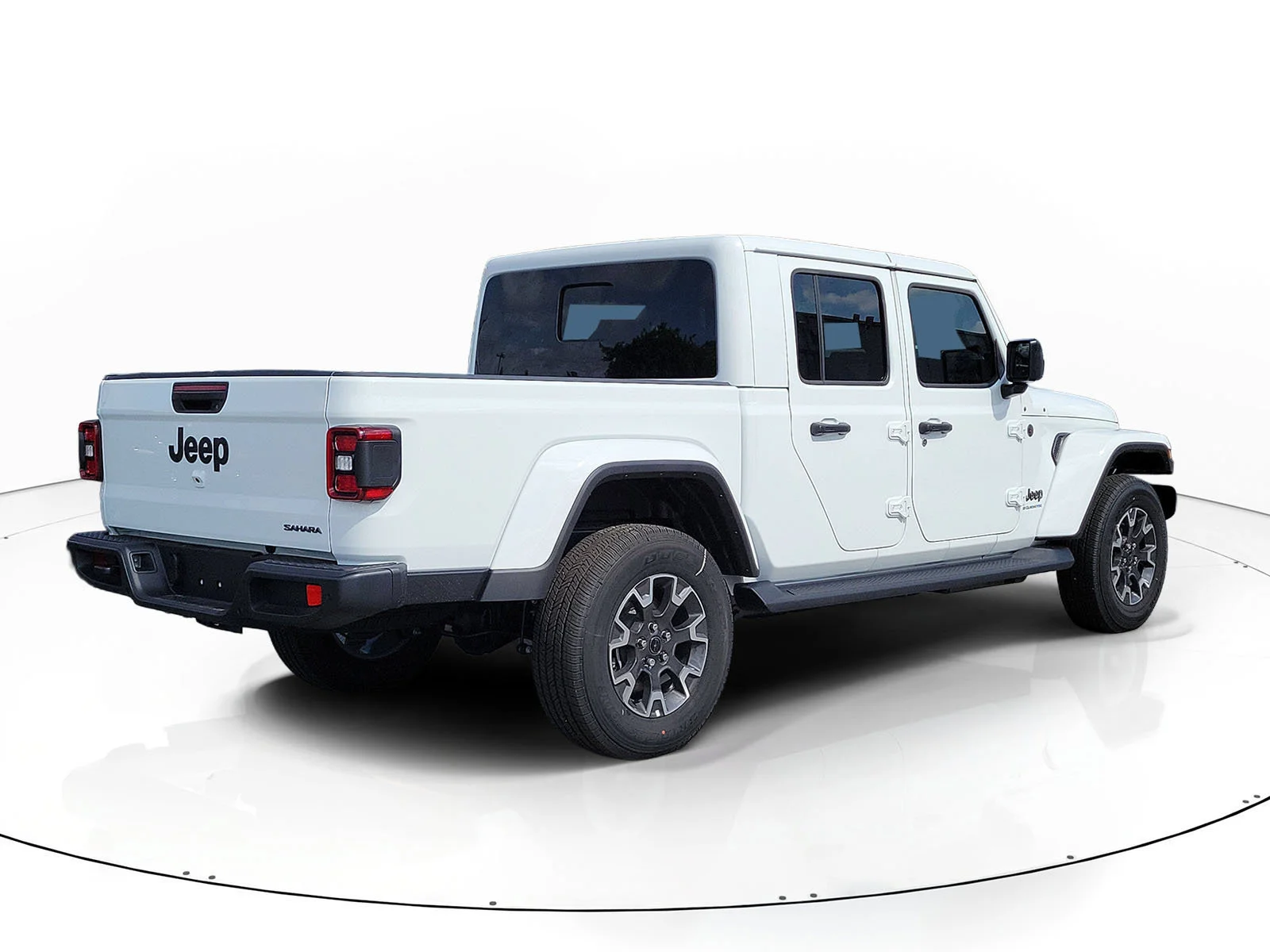 New 2026 Bright White Clearcoat Jeep Sahara image 4