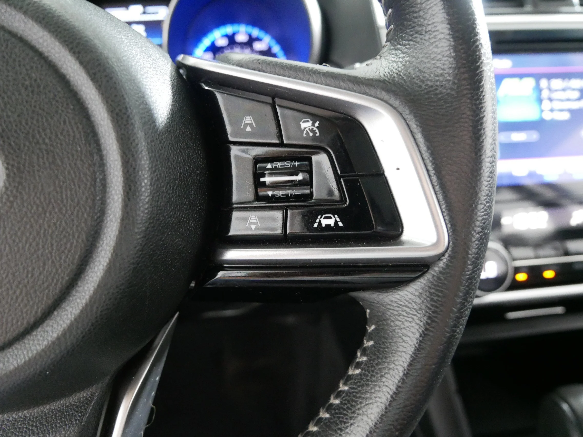 Used 2019 Abyss Blue Pearl Subaru Limited image 28