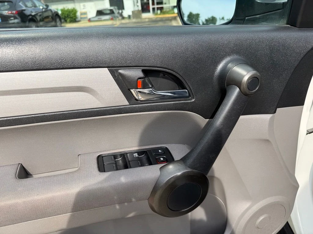 Used 2011  Honda EX image 15