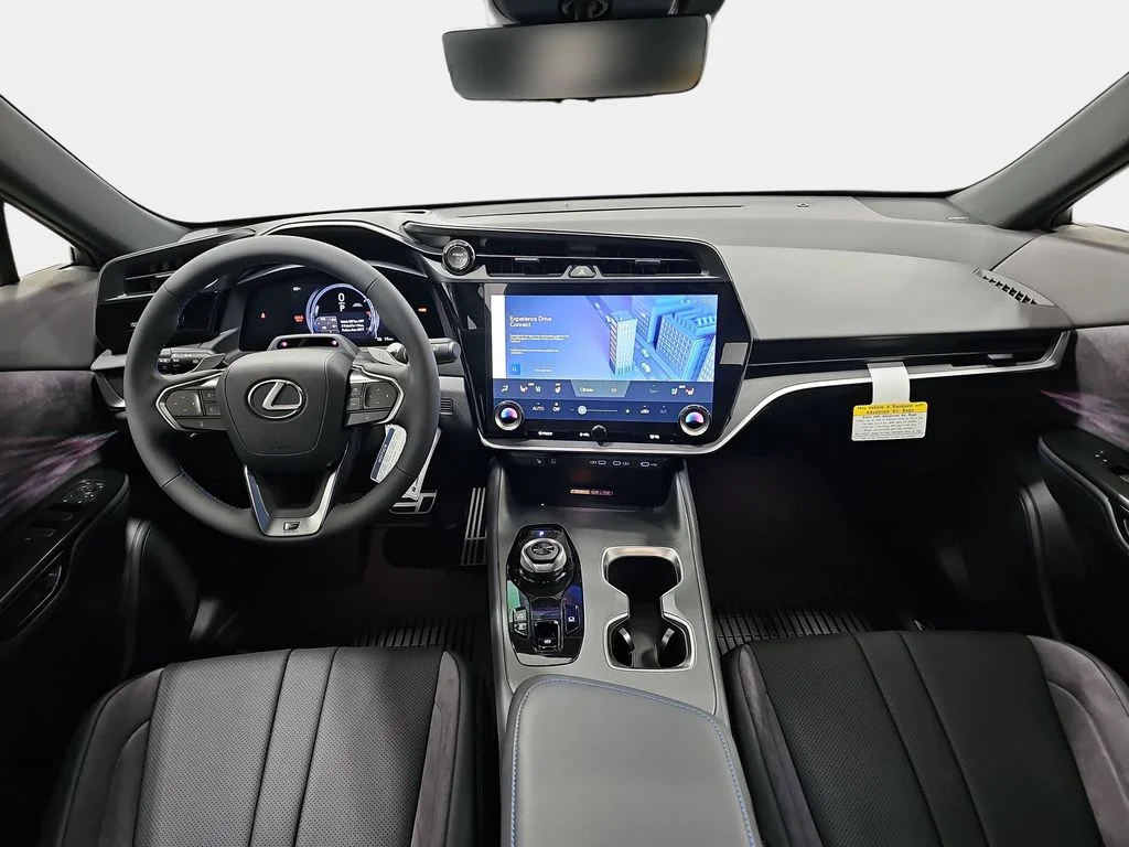 New 2026 Oxygen White Lexus F SPORT AWD image 9