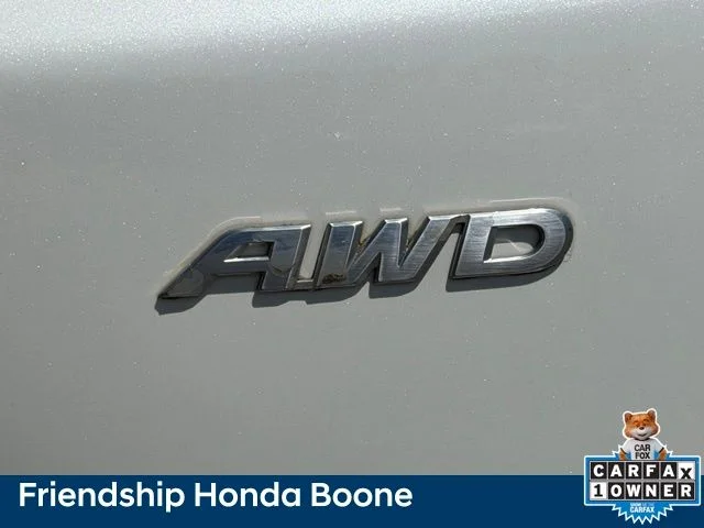 Used 2020 White Honda LX image 11