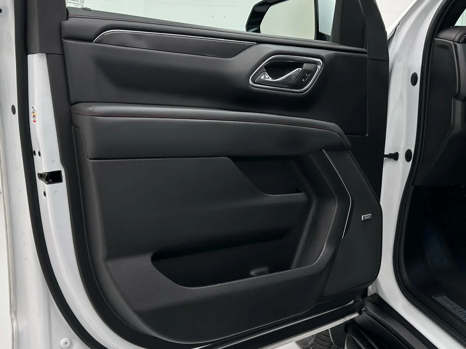 Used 2023 Summit White Chevrolet RST image 25