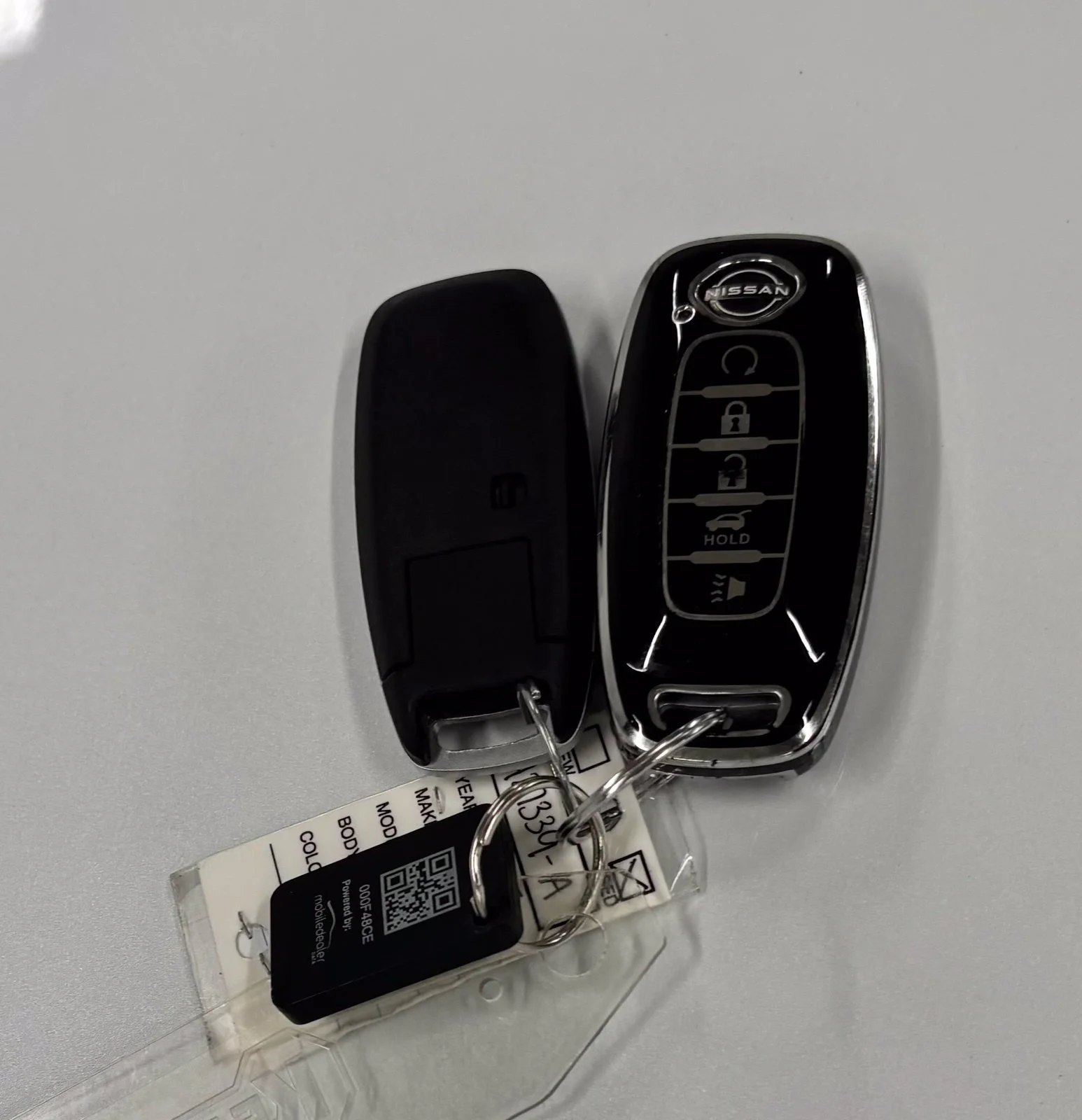 Used 2025 White Nissan SV image 29