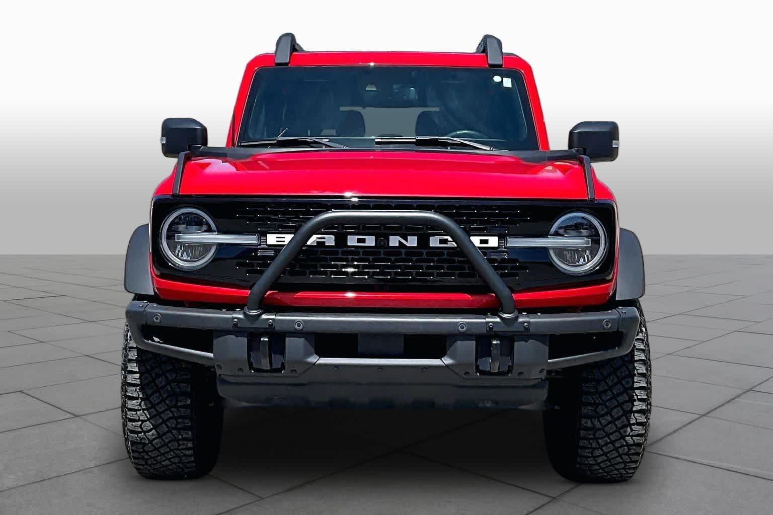 Used 2022 Race Red Ford Wildtrak image 4