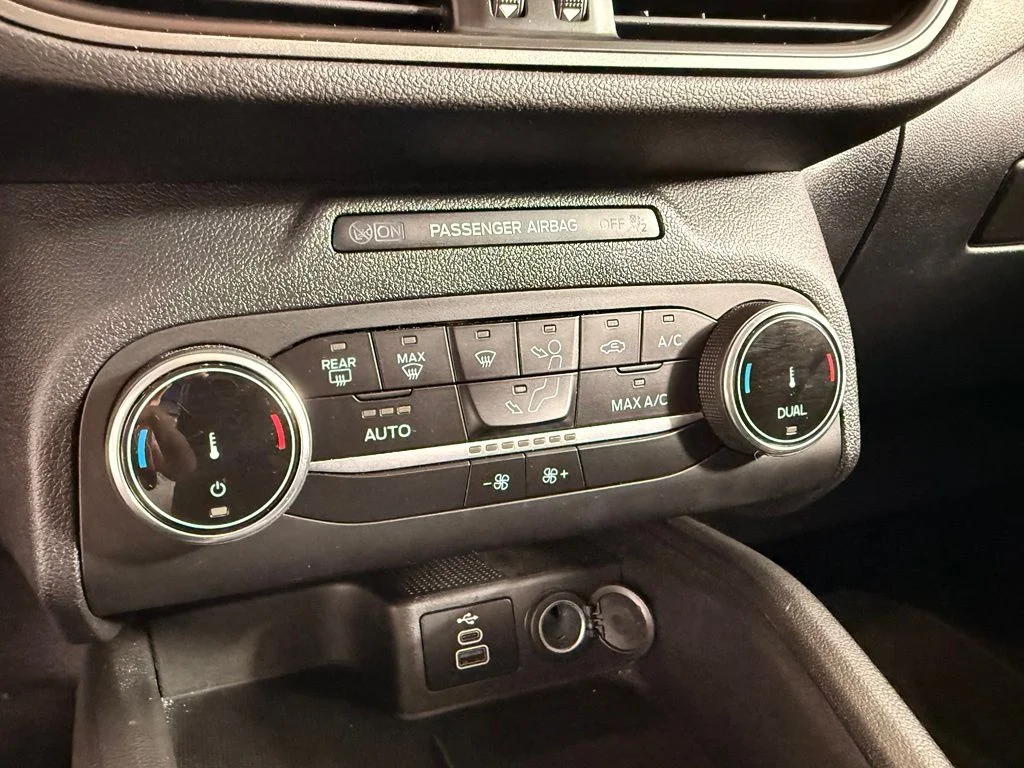 Used 2025 Gray Ford Active image 24