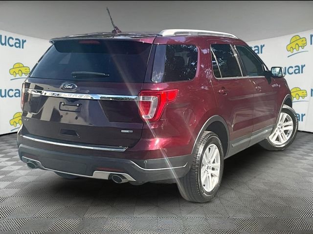 Used 2018 Red Ford XLT image 13