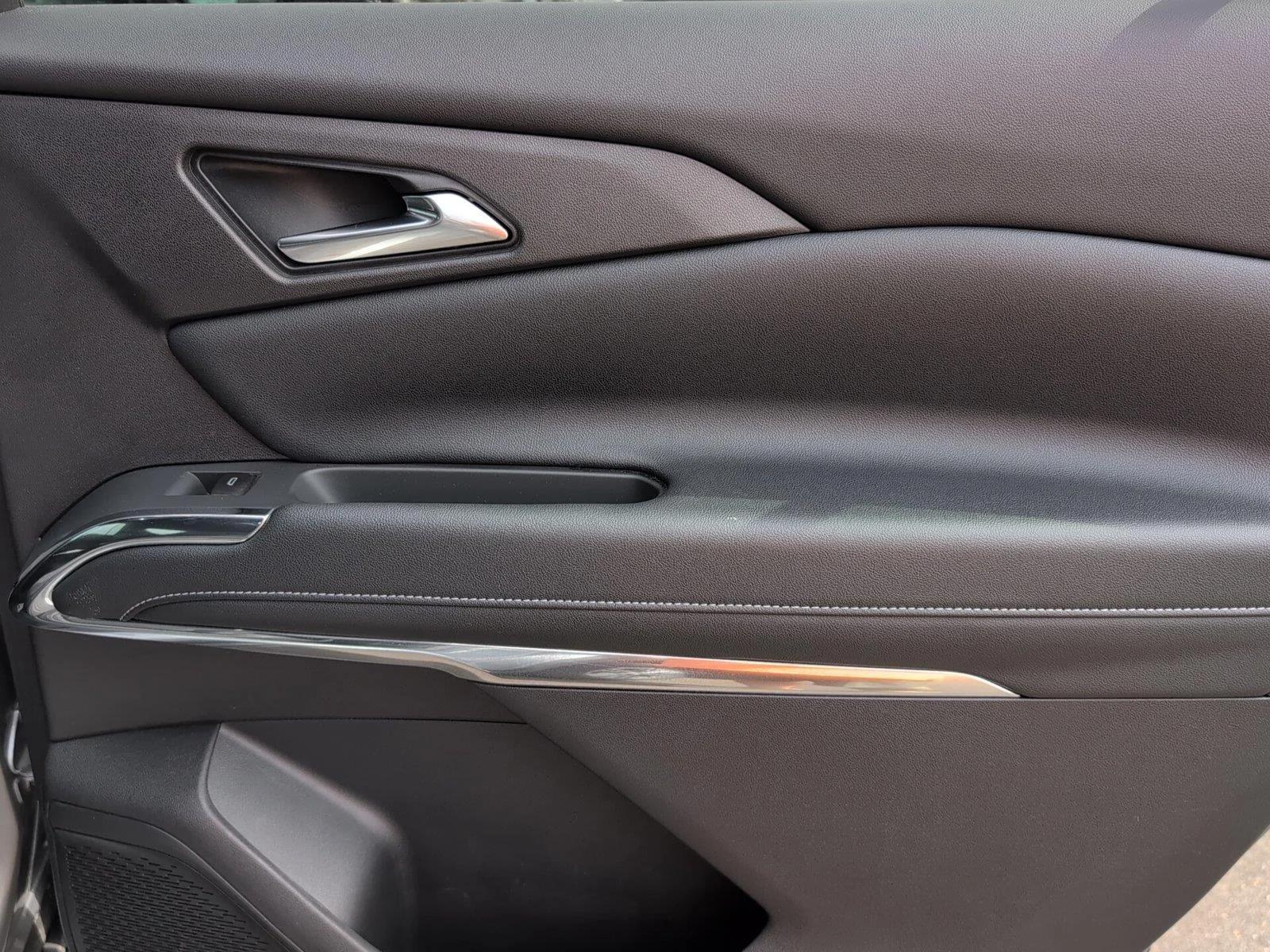 Used 2026 Sterling Gray Metallic Chevrolet LT image 37
