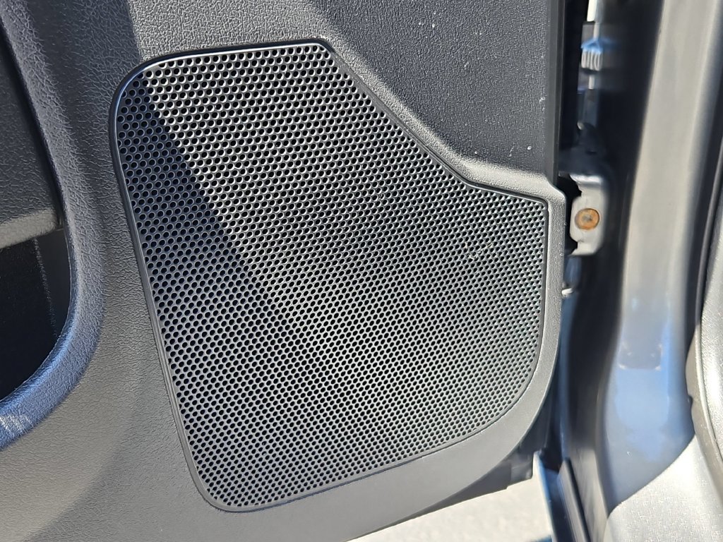 Used 2011 Gray Dodge R/T image 12