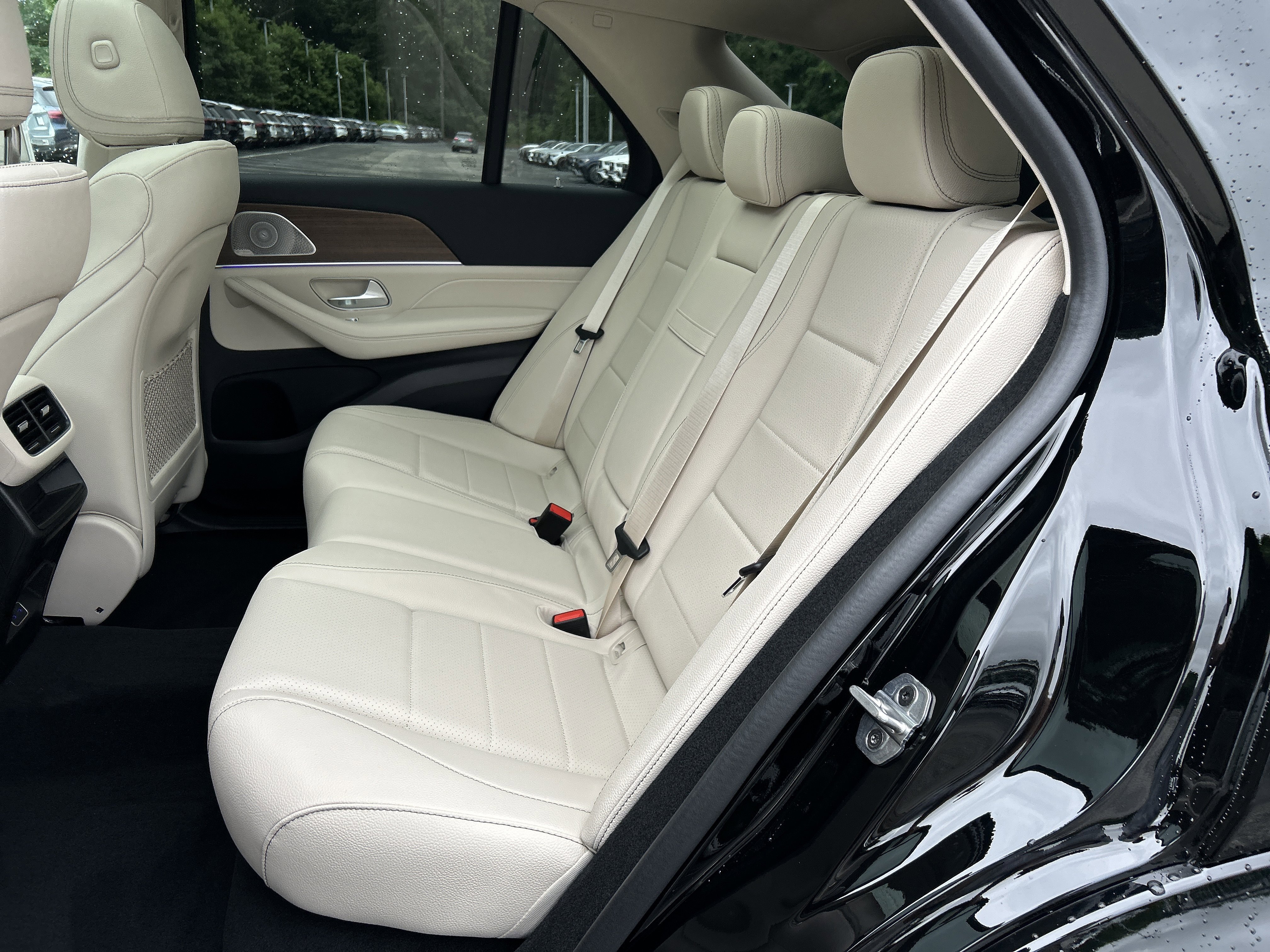New 2026 Black Mercedes-Benz GLE 350 4MATIC® SUV image 36